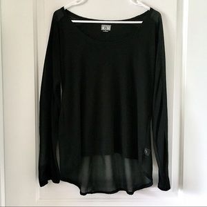 3/15! Converse sheer panel hi-lo top